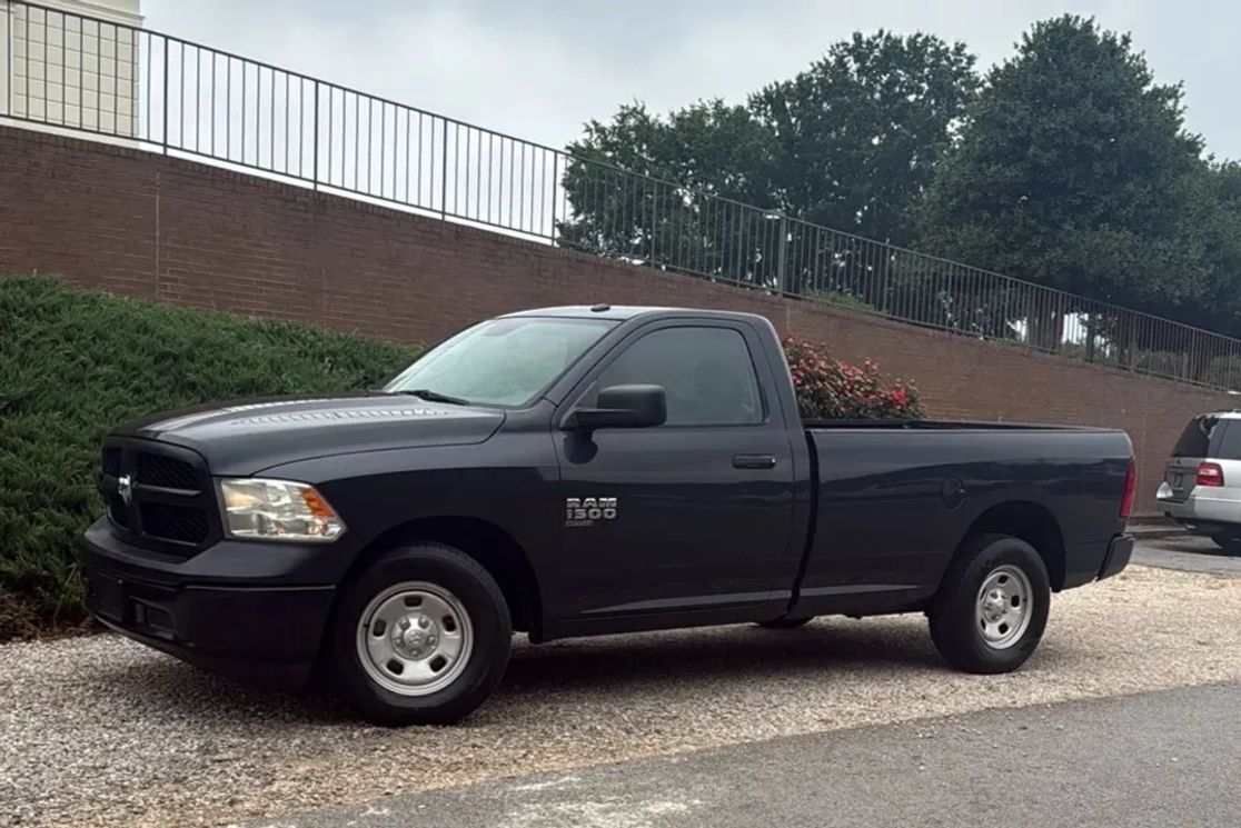 ram ram 1500 classic 2019 3C6JR6DG6KG502795 image ram ram 1500 classic 2019 3C6JR6DG6KG502795 image